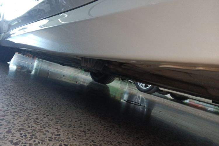 宝马1系 2022款 125i M运动曜夜版局部细节9002