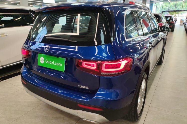 奔驰GLB 2021款 GLB 200 动感型车身外观6005