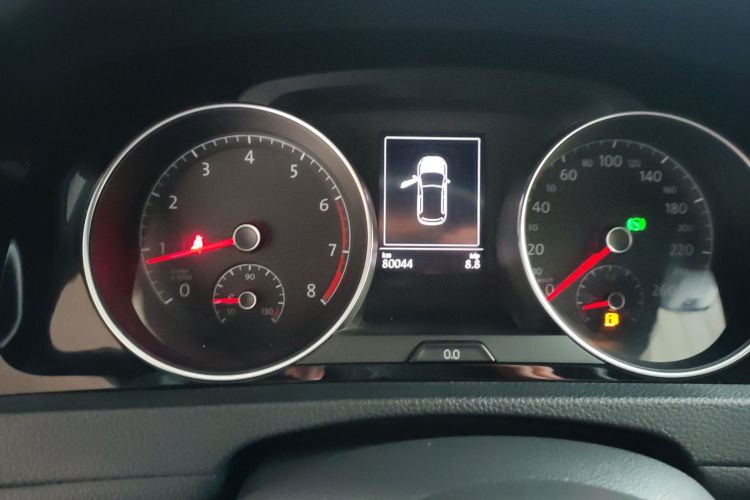 大众 高尔夫 2017款 280TSI 自动R-Line百万辆纪念版中控内饰14