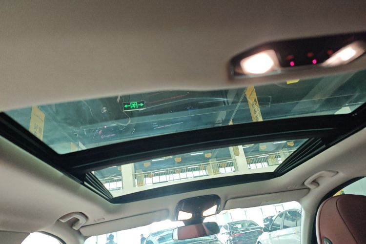 宝马3系 2025款 330Li M运动曜夜套装局部细节22