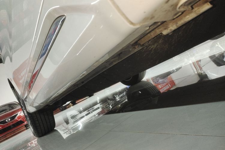 本田UR-V 2020款 370TURBO 四驱尊享版局部细节9001