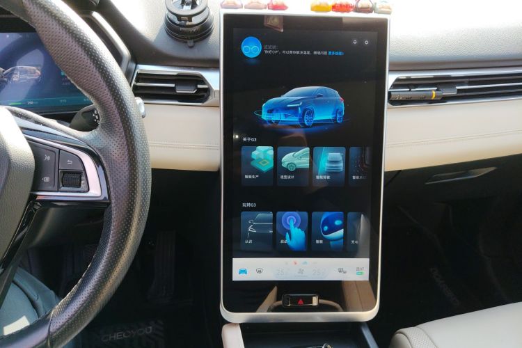 小鹏G3 2019款 尊享版中控内饰16