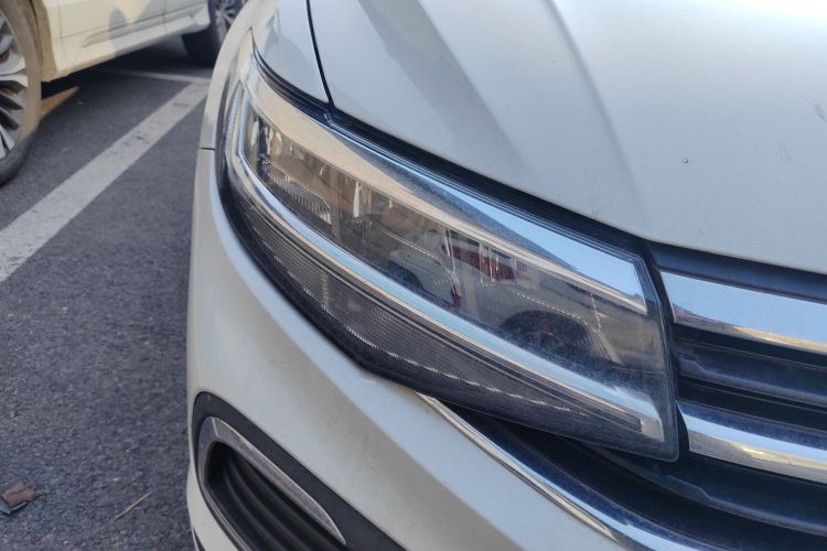 大众 宝来 2023款 200TSI 手动畅行版车身外观8