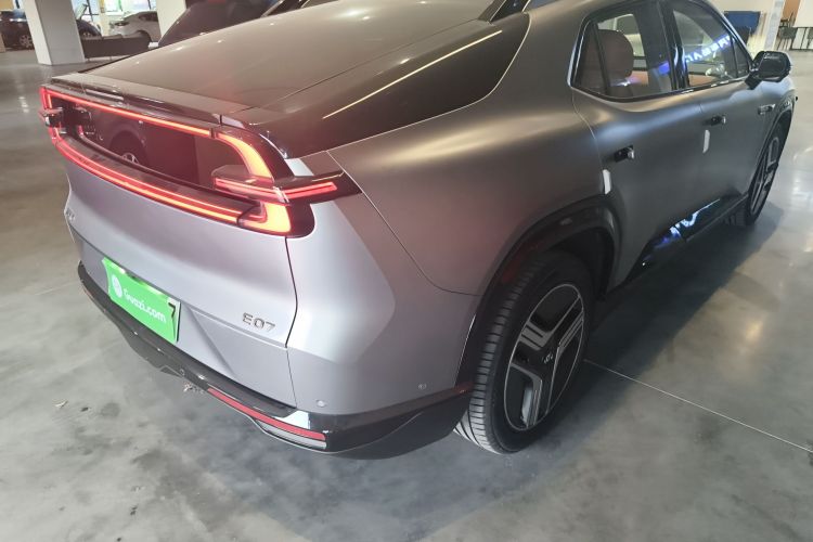 长安启源E07 2025款 纯电 四驱 90kWh Ultra高性能版车身外观7