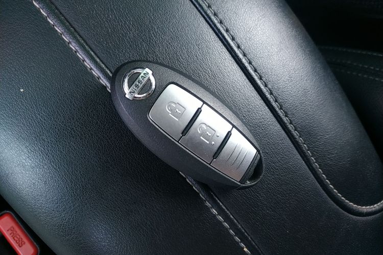 日产 奇骏 2020款 2.0L XL Premium CVT 2WD智联尊享版中控内饰11