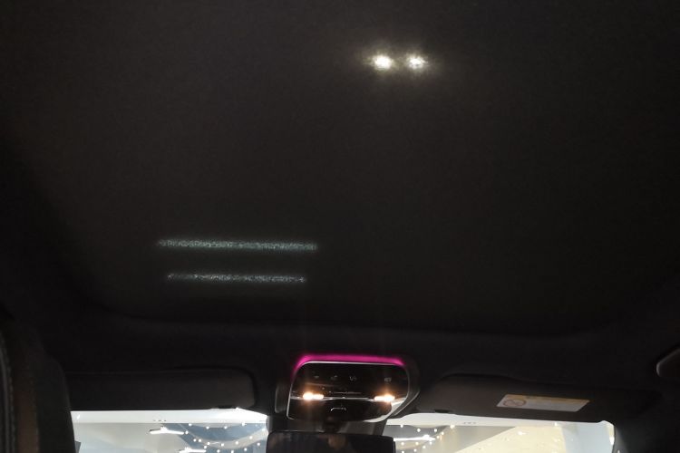 奔驰C级 2025款 C 260 L 皓夜运动版局部细节22