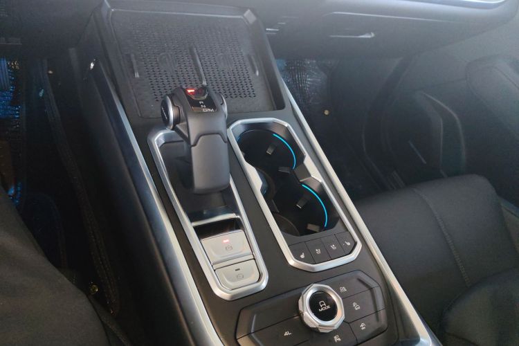 坦克400新能源 2024款 Hi4-T 越野版中控内饰18