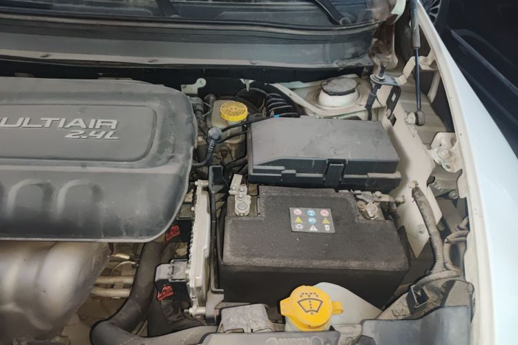 Jeep 自由光 2016款 2.4L 领先版局部细节9007