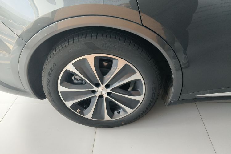 鸿蒙智行 智界R7 2025款 增程 251km Max车身外观6008