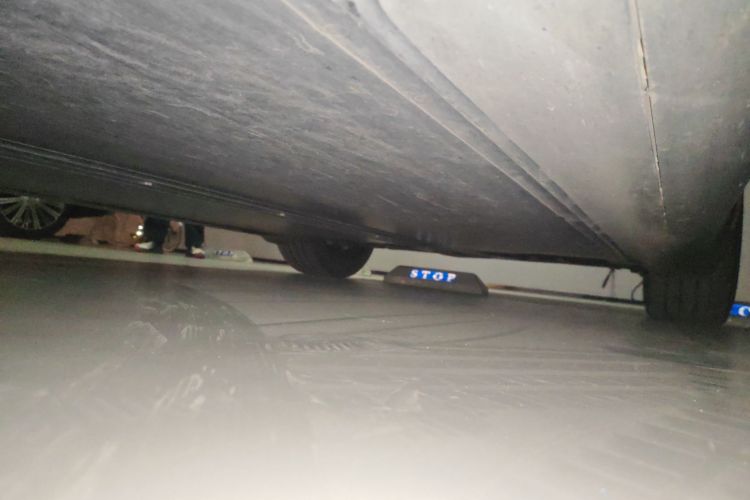 特斯拉 Model Y 2022款 后轮驱动版局部细节9004