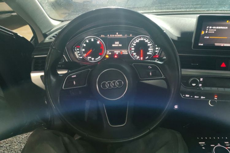 奥迪A4L 2017款 40 TFSI 时尚型局部细节13