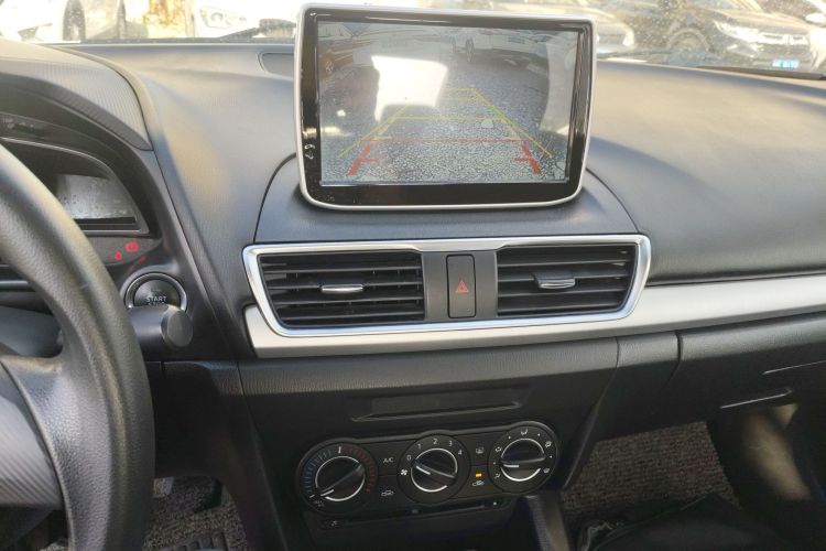 马自达3 昂克赛拉 2016款 三厢 1.5L 手动舒适型局部细节16