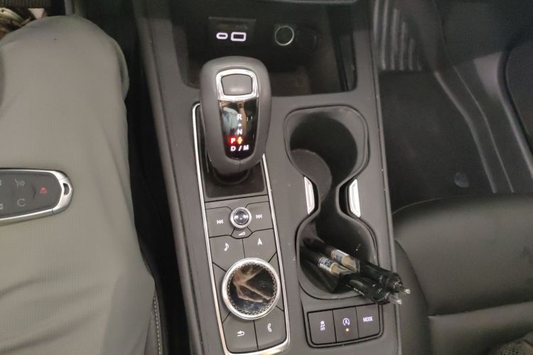 凯迪拉克XT4 2018款 28T 两驱领先型局部细节18