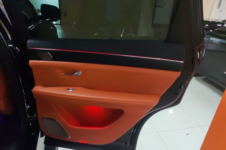 鸿蒙智行 问界M7 2024款 1.5T 智驾四驱Pro版 6座中控内饰7006