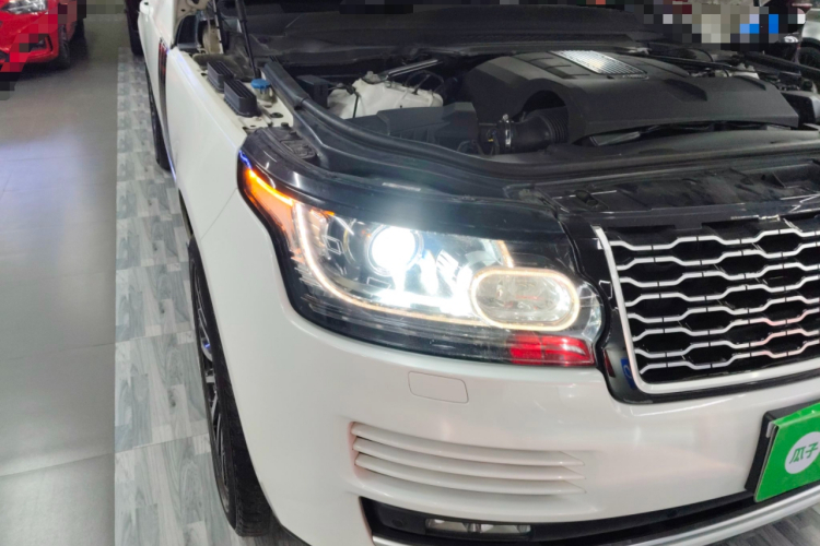 路虎 揽胜 2014款 3.0 SC V6 Vogue车身外观8