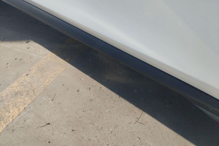 长安UNI-V 2022款 1.5T 尊贵型局部细节9001