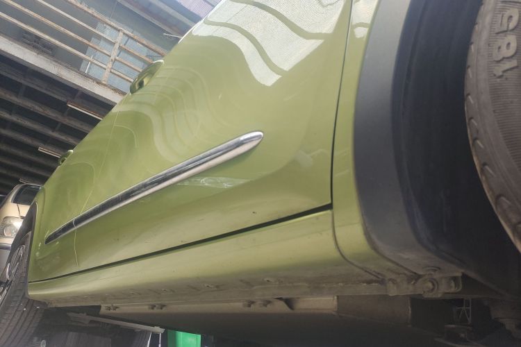 五菱汽车 五菱缤果 2023款 333km 悦享款机舱底盘29