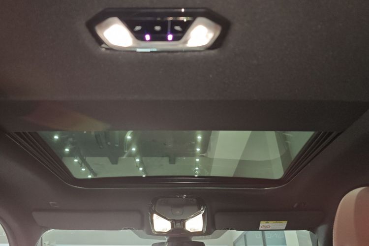 宝马4系 2021款 425i M运动曜夜版局部细节22