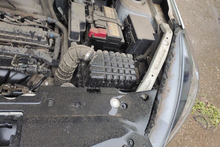 凯翼 炫界 2021款 1.5L CVT优享版局部细节9007