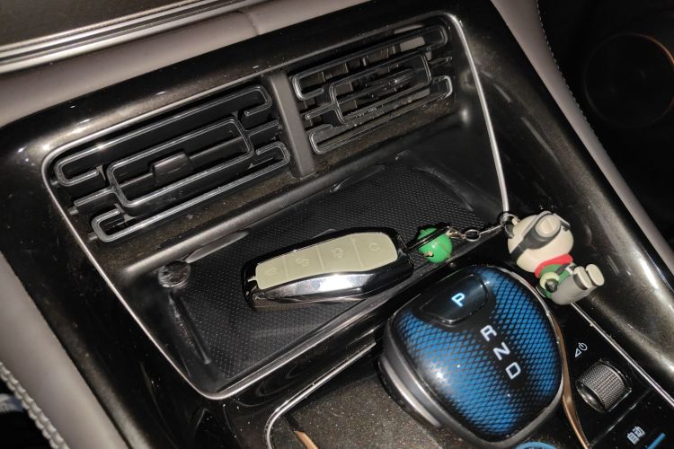 比亚迪 护卫舰07 2023款 DM-i 100KM 豪华型中控内饰11