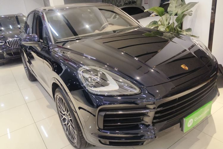 保时捷 2023款 Cayenne 3.0T车身外观3