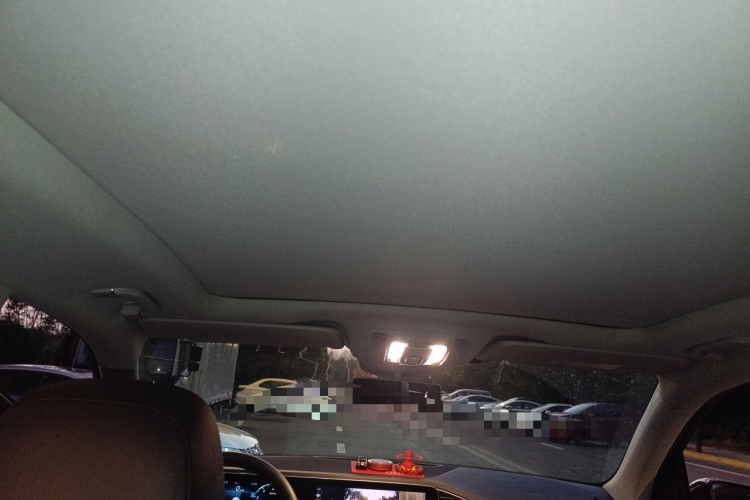 奔驰GLE 2020款 改款 GLE 350 4MATIC 时尚型特别版中控内饰22