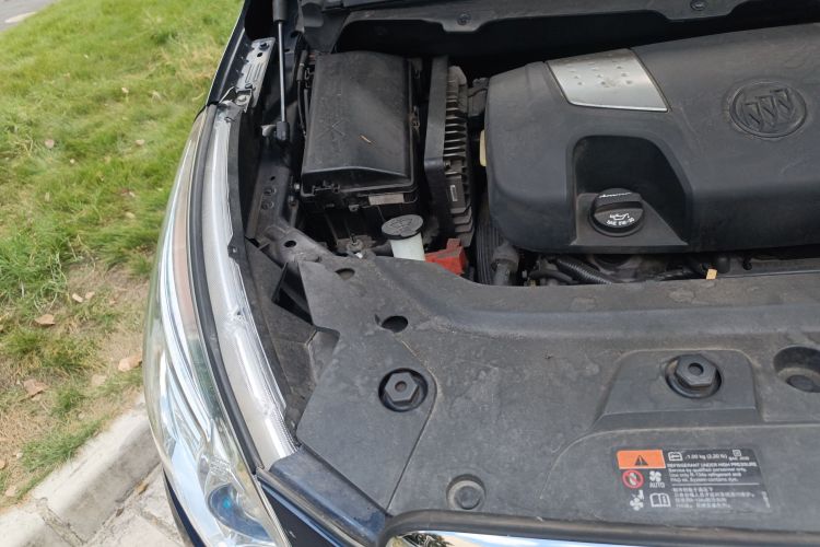 别克GL8 2014款 3.0L XT豪华商务旗舰版局部细节9006