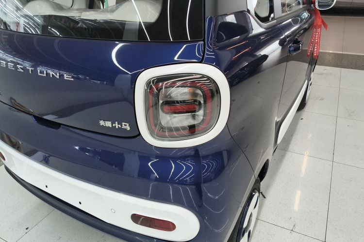 奔腾小马 2026款 222km 萌趣马 Plus车身外观9