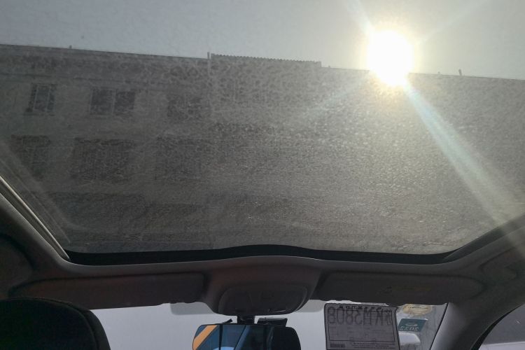 标致308S 2015款 1.2T 自动劲驰版局部细节22