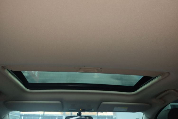 三菱 欧蓝德 2020款 2.0L 两驱畅享版 5座局部细节22