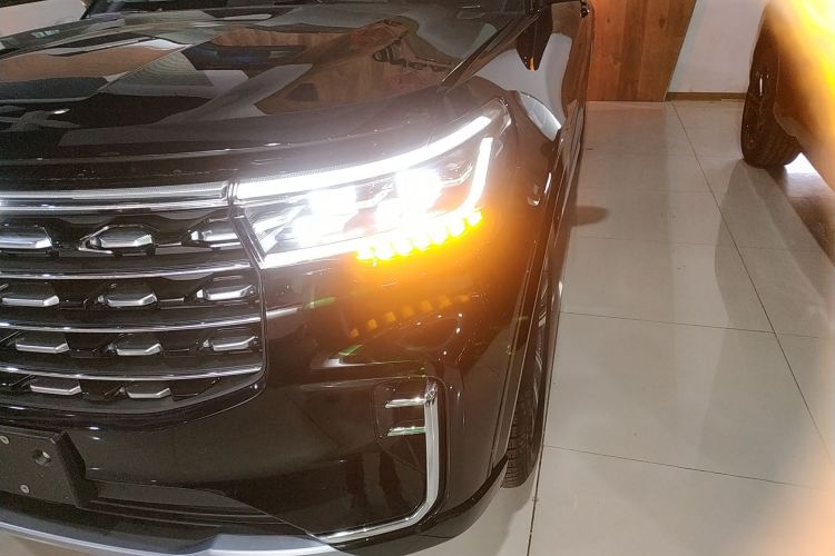 福特 探险者 2025款 2.3T EcoBoost 四驱穿越版 5座局部细节36