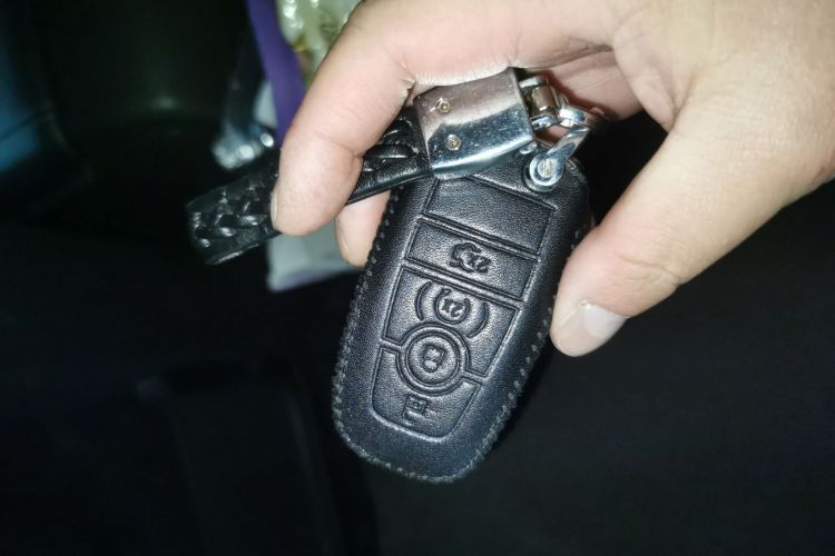 林肯 冒险家新能源 2021款 PHEV 四驱e享版中控内饰11