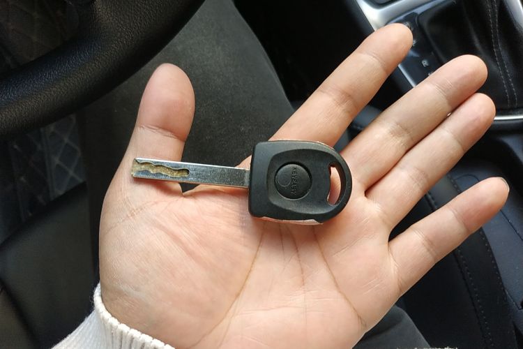 现代 悦动 2020款 1.6L 自动GL悦目版中控内饰11