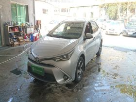 丰田 雷凌 2017款 改款双擎 1.8H GS E-CVT精英天窗版 国V