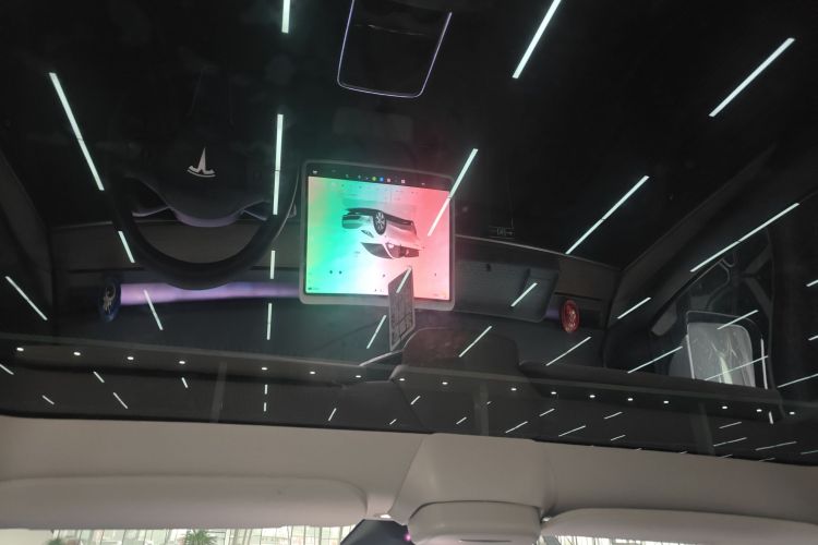 特斯拉 Model Y 2022款 改款 后轮驱动版中控内饰22