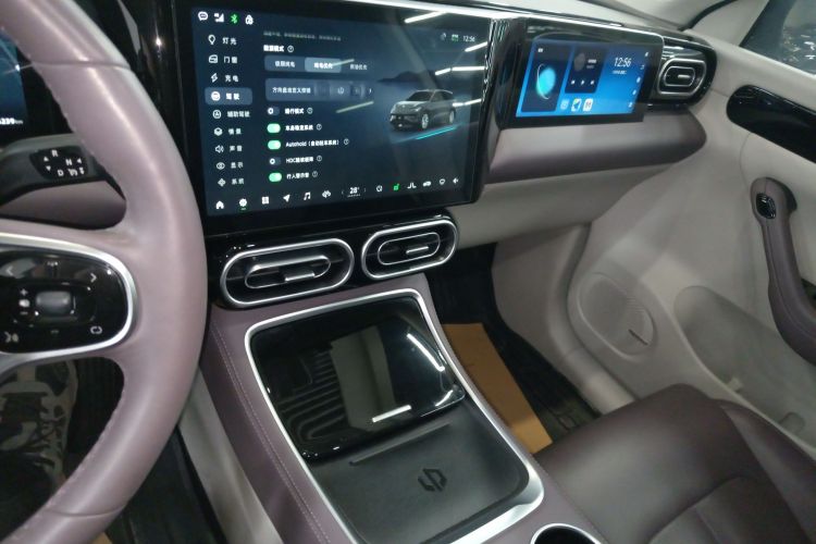 零跑汽车 零跑C11 2023款 增程 300舒享版中控内饰16