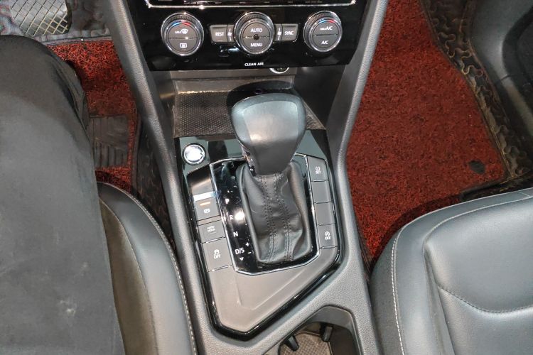 大众 途观L 2017款 380TSI 自动四驱豪华版局部细节18