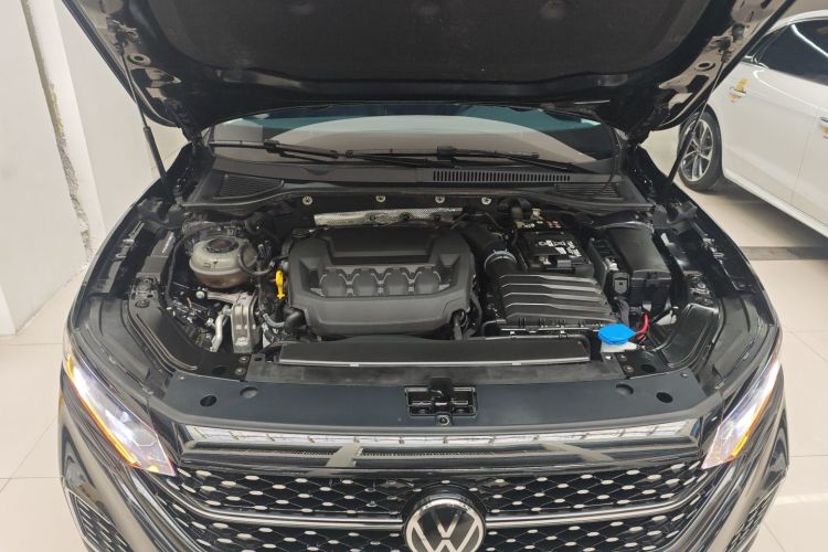 大众 帕萨特 2025款 出众款 380TSI 星空龙腾版局部细节24