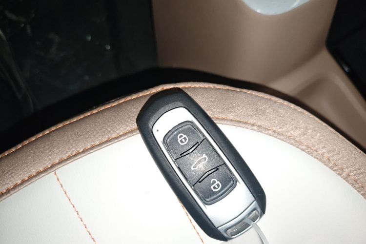 吉利银河 2024款 熊猫mini 200km 耐力熊中控内饰11