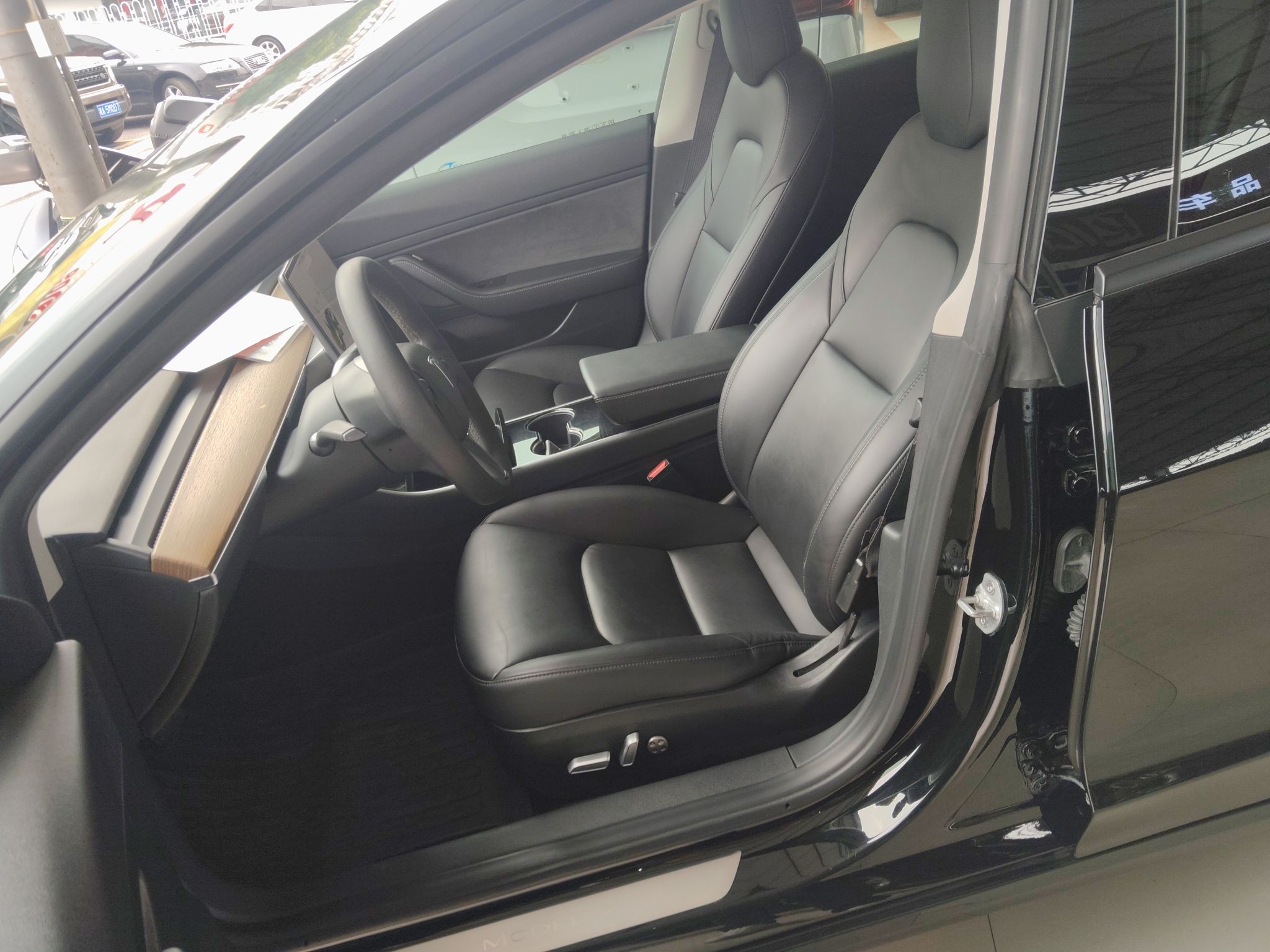 特斯拉 Model 3 2020款 改款 标准续航后驱升级版