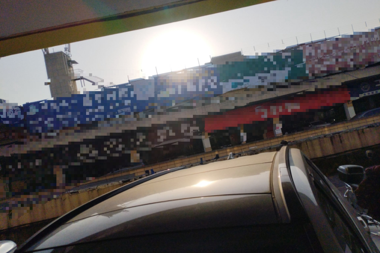 丰田 威兰达 2024款 双擎 2.5L E-CVT两驱豪华PLUS版局部细节57