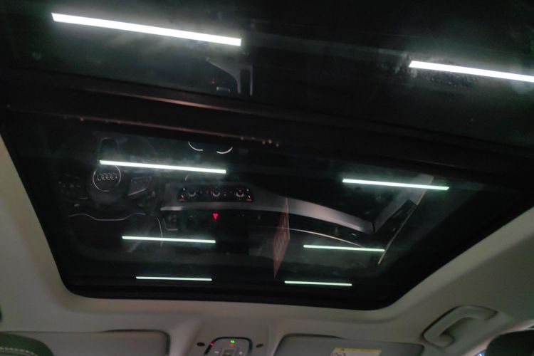 奥迪A4L 2024款 40 TFSI 时尚动感型中控内饰22