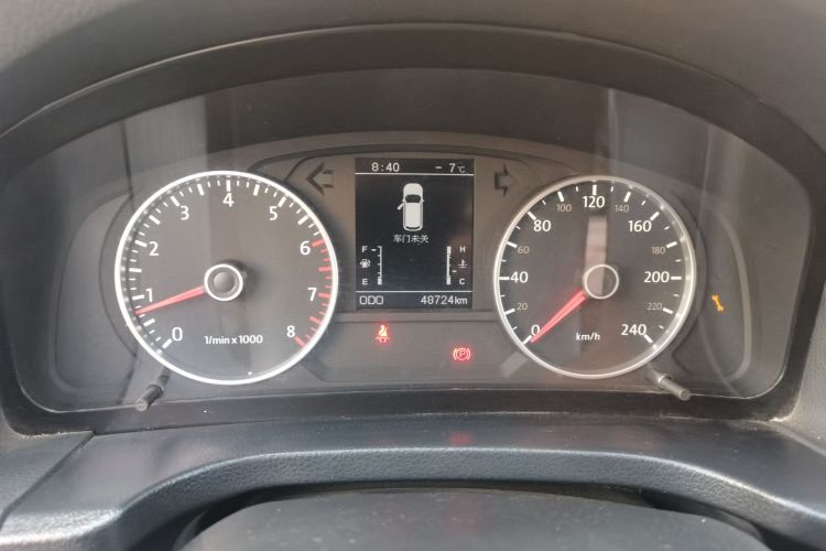 野马汽车 野马T70 2016款 升级版 1.8L 手动精英型中控内饰14