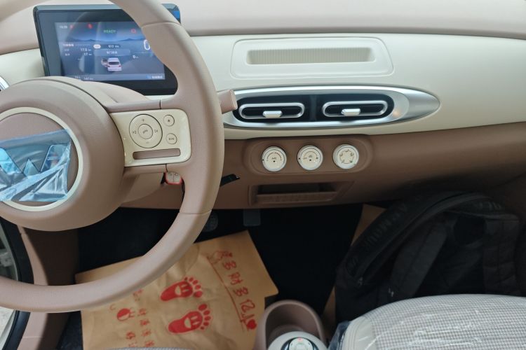 五菱汽车 宏光MINIEV 2025款 四门版 进阶款中控内饰16