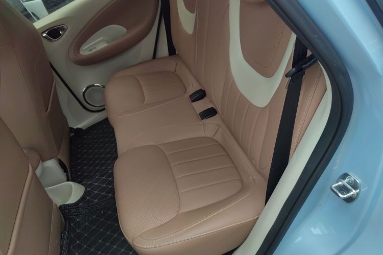 五菱汽车 五菱缤果 2025款 410km 灵犀尊享款中控内饰7004