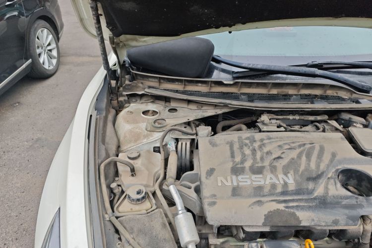 日产 天籁 2018款 2.0L XL 智进版局部细节9005