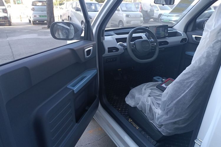 吉利银河 2024款 熊猫mini 200km 耐力熊中控内饰20