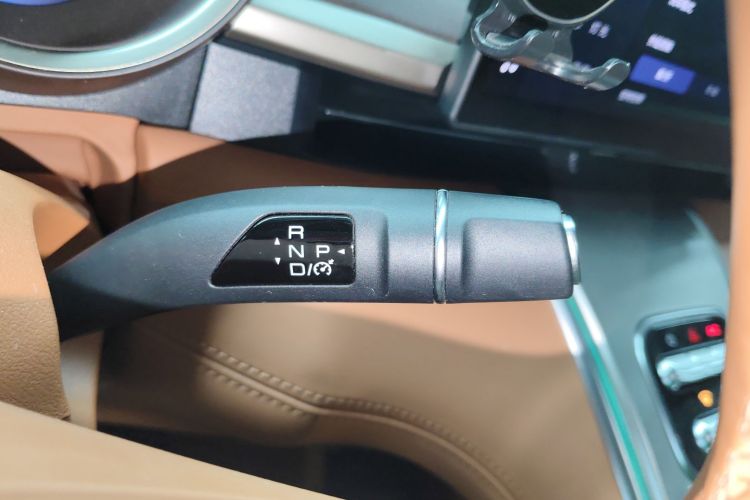 欧拉闪电猫 2022款 555km 尊贵版局部细节18