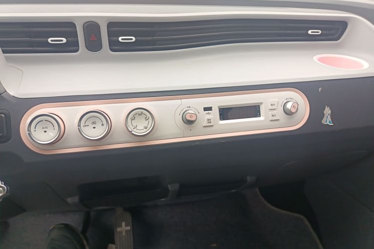 五菱汽车 宏光MINIEV 2022款 马卡龙时尚款 磷酸铁锂中控内饰16