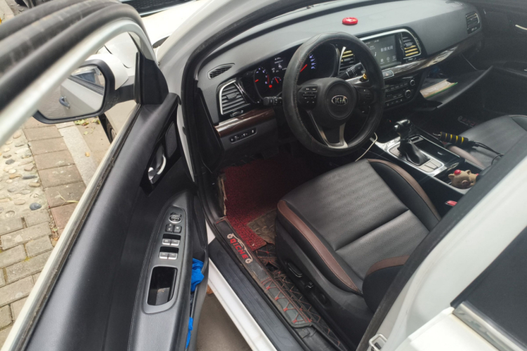 起亚K4 2017款 1.8L 自动GLS Special中控内饰7003